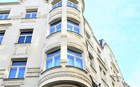 Old Town Square Superior Apartments - Valentin