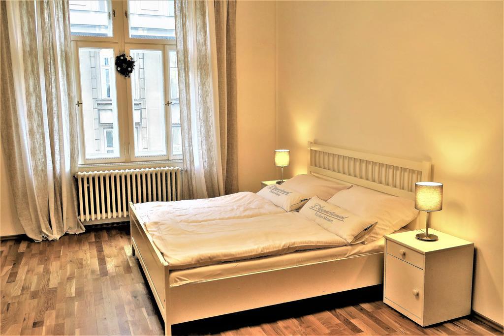 Old Town Square Superior Apartments - Valentin Prague Exterior photo