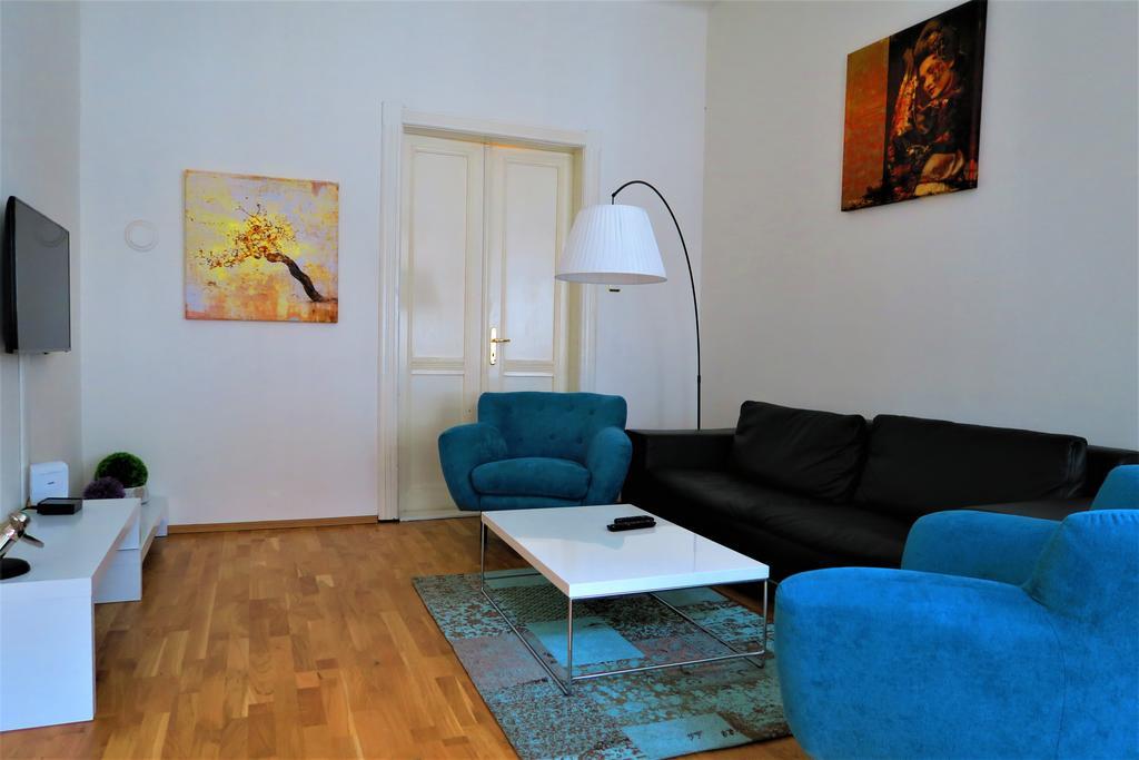 Old Town Square Superior Apartments - Valentin Prague Exterior photo